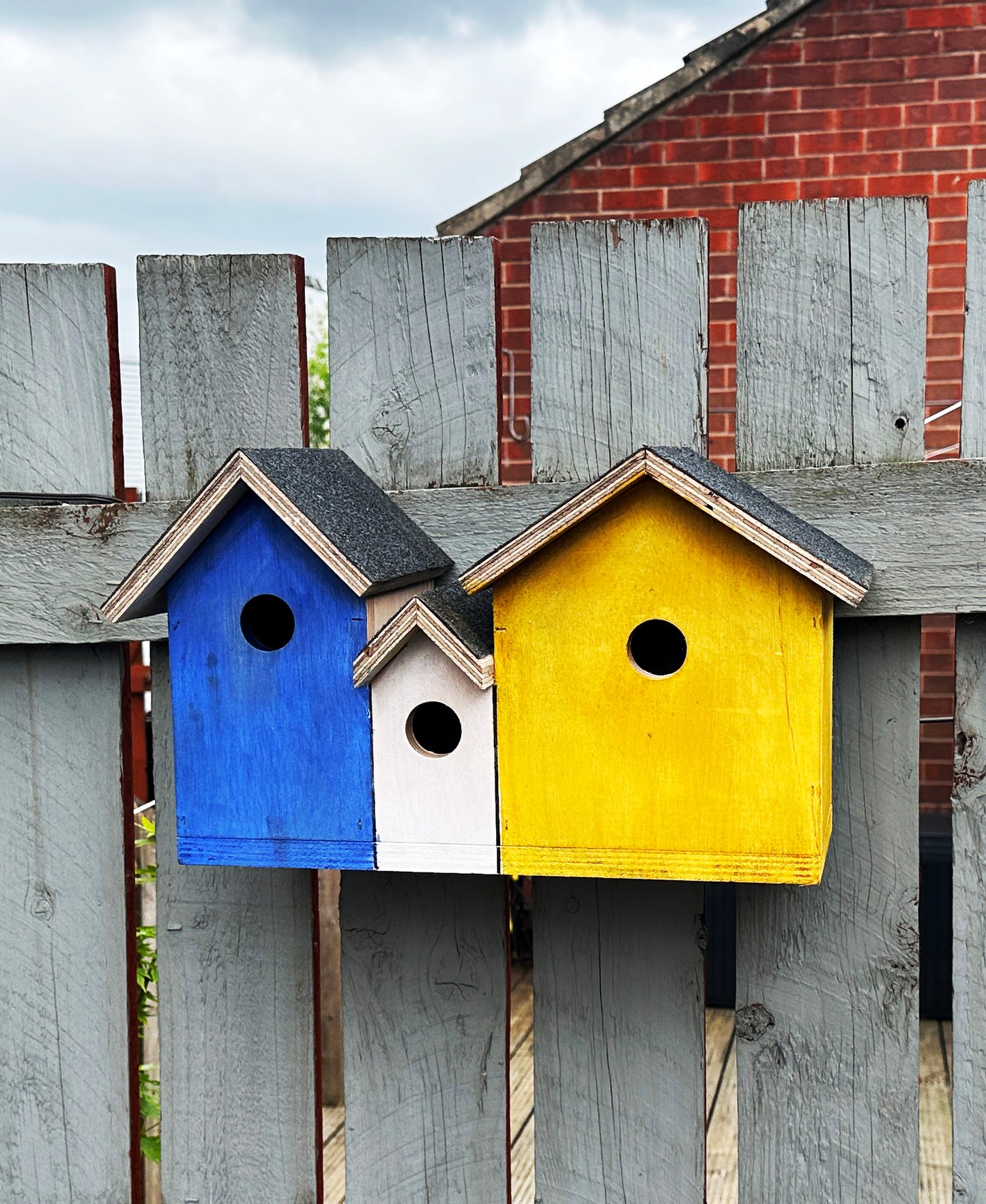 Wooden bird box, bird nesting box, garden bird box, bird house, bird box for garden, bird gift, bird lovers, bird watching gift, garden bird