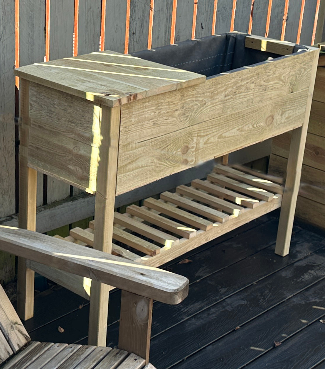 Garden and allotment planter with storage